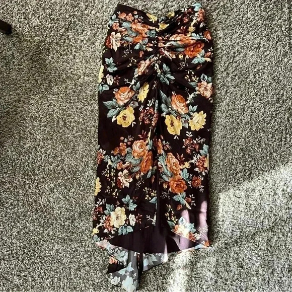 NWOT Veronica Beard Pixie ruched floral print satin midi skirt in Oxblood - Picture 7 of 8